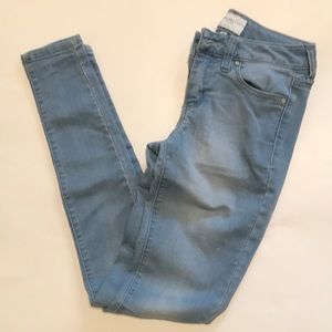 Juniors jeans // size 0